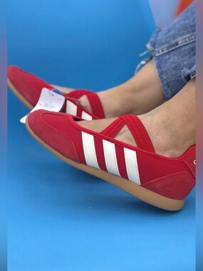 adidas Women's barreda Mary Jane Sneakers with White Stripes